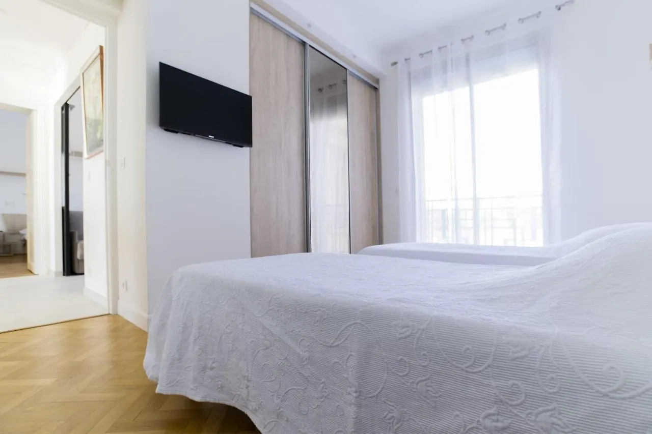 3-Br Apartment Sea View By The Beaches Cannes